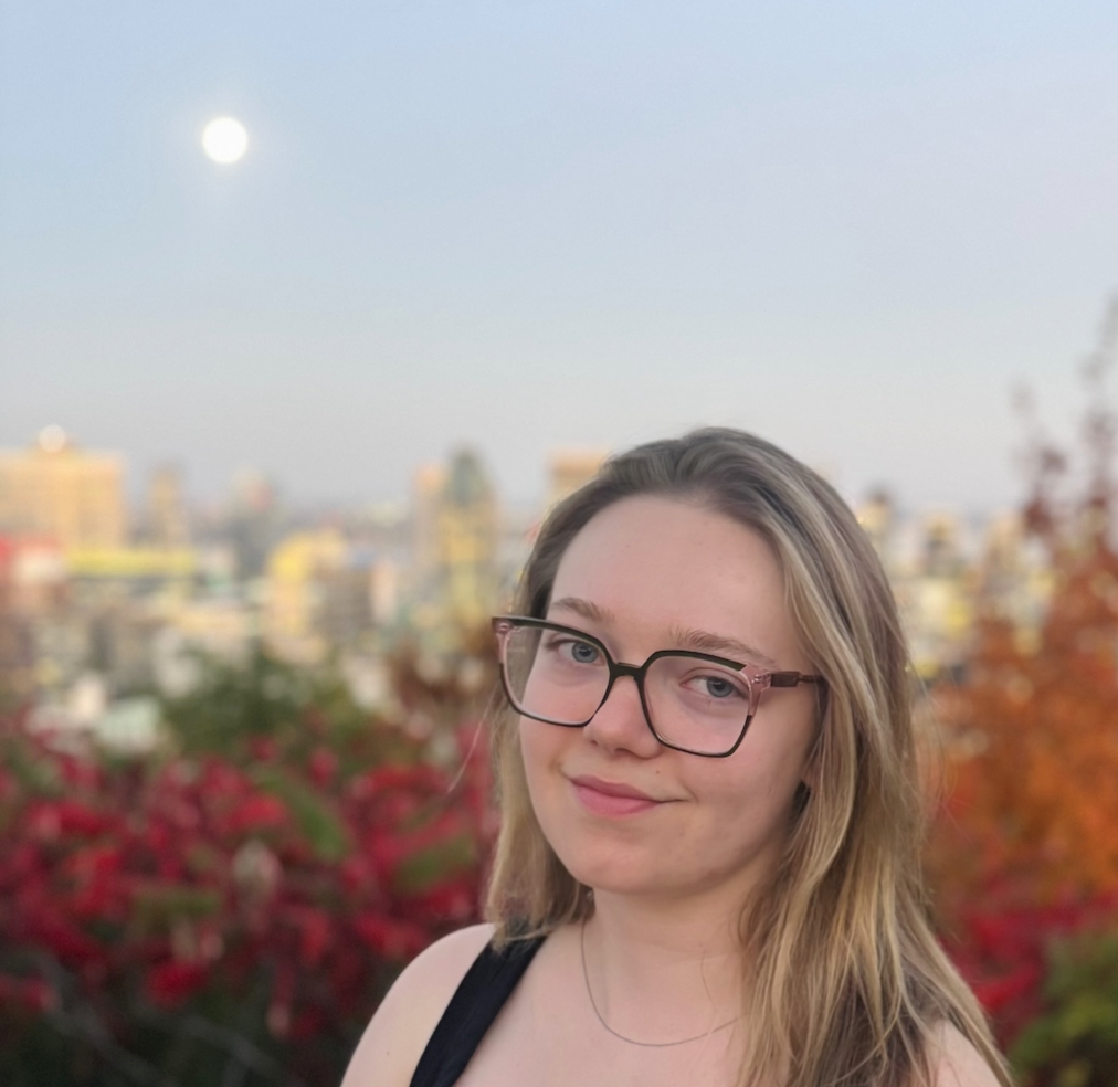 Portrait of Aislinn Smith